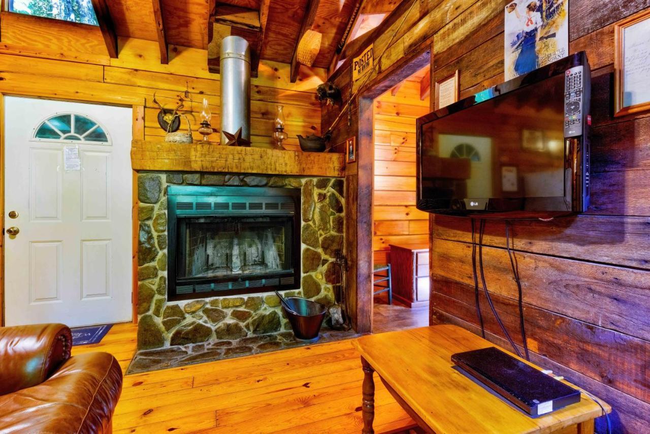 Panther Creek Cabins เชอโรคี ภายนอก รูปภาพ